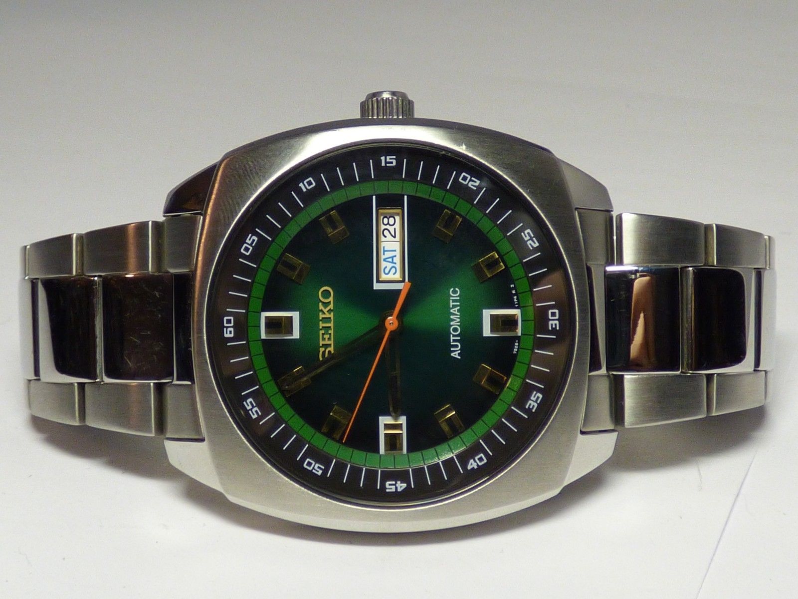 Non-Working Seiko 7S26-04B0 Green Dial Automatic Men's Watch For Parts or  Repair | WatchCharts