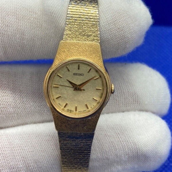 Vintage SEIKO V401-1810 Quartz Women Gold Tone Watch Good Condition New ...