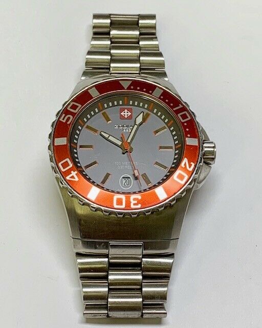 Montre Vintage Suisse ZODIAC Sea Ghost Rouge ZO2410 - Boîte Originale Incluse