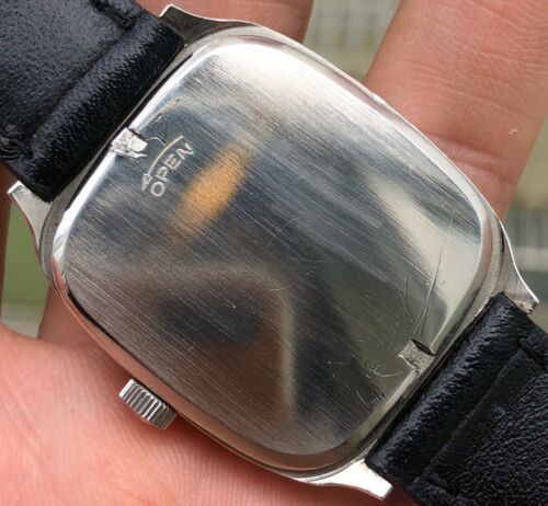 Vintage 1970s IWC Schaffhausen Ref:582.379 Rectangular Vintage 1970s IWC Schaffhausen Ref:582.379 Rectangular