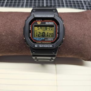 CASIO G-SHOCK DW-5725B-7 25th Anniversary Rising White Screwback