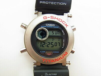 G-Shock Frogman DW-8200 1A Red Black Titanium Limited Casio G-Shock Frogman DW-8200 1A Red Black Titanium Limited Casio