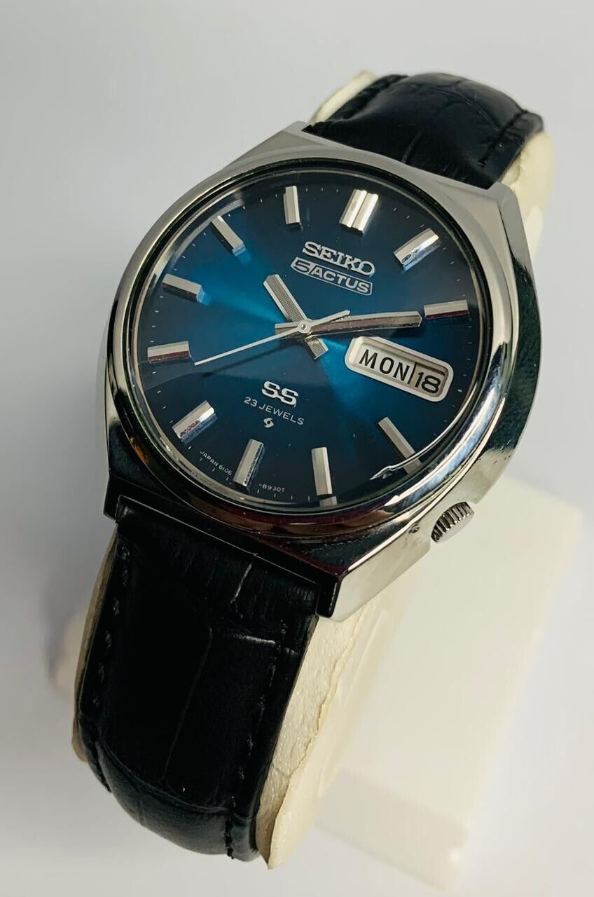 Seiko 5 Actus SS 6106-8690 Vintage 23 Jewels Day & Date Automatic