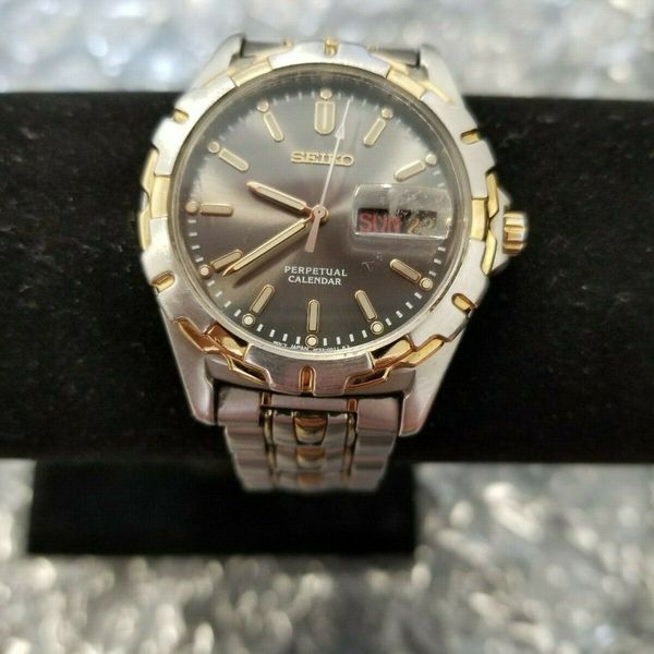 A48伝説級 稼動品 SEIKO perpetual calendar 90年代 SOLD 1962 Seiko Champion Calendar - Birth Year Watches