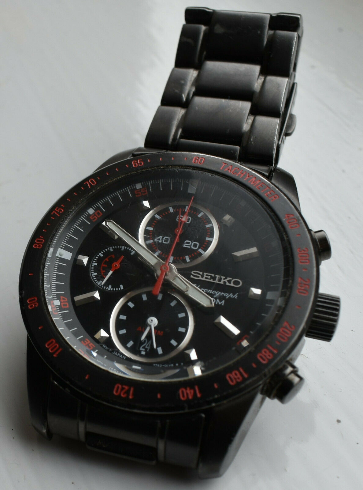 Seiko Mens 7T62 0HW0 Chronograph 100m Tachymeter Wristwatch | WatchCharts