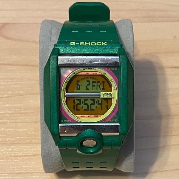 【美品】G-SHOCK G-8100D-3 グリーン 美品】G-SHOCK G-8100D-3 グリーン g-8100d-3.jpg
