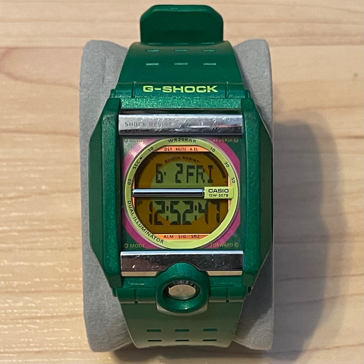 WTS] Casio G-Shock G-8100D-3 Vintage Dual Illuminator Rare Green