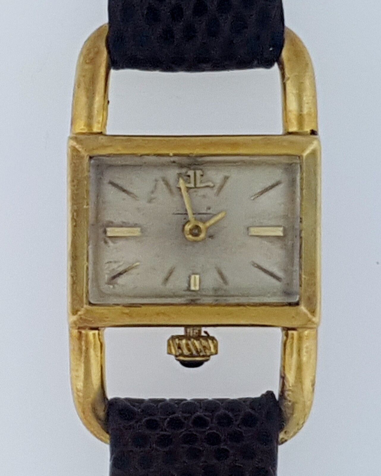 JAEGER LeCOULTRE Vintage 18K Lady s Etrier Lucchetto Watch for