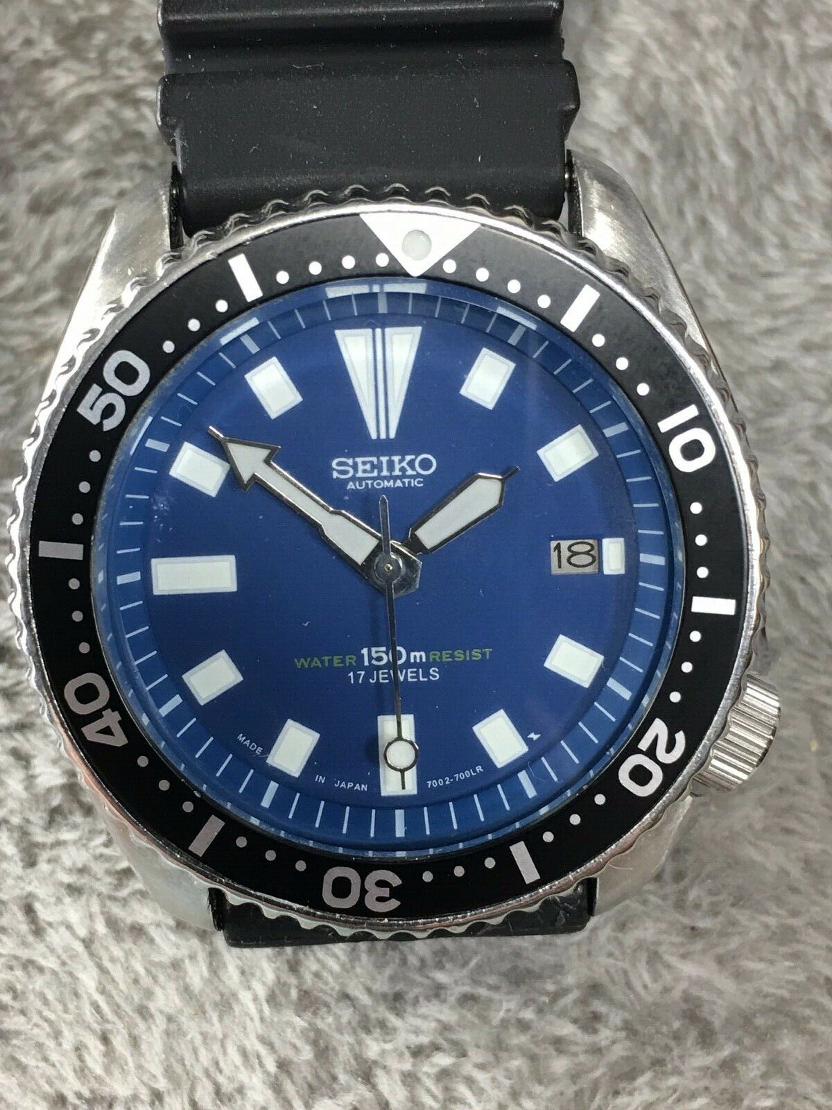 SEIKO AUTOMATIC DIVER WATCH BLUE 175 MODEL 7002 700LR WITH EXTRA