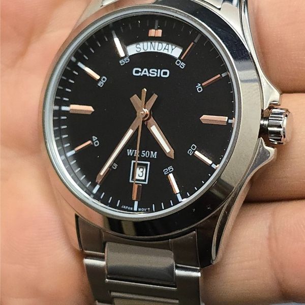 CASIO VINTAGE MTP-1370D-1A2VDF Analogue Gold Text Stainless Steel Band ...