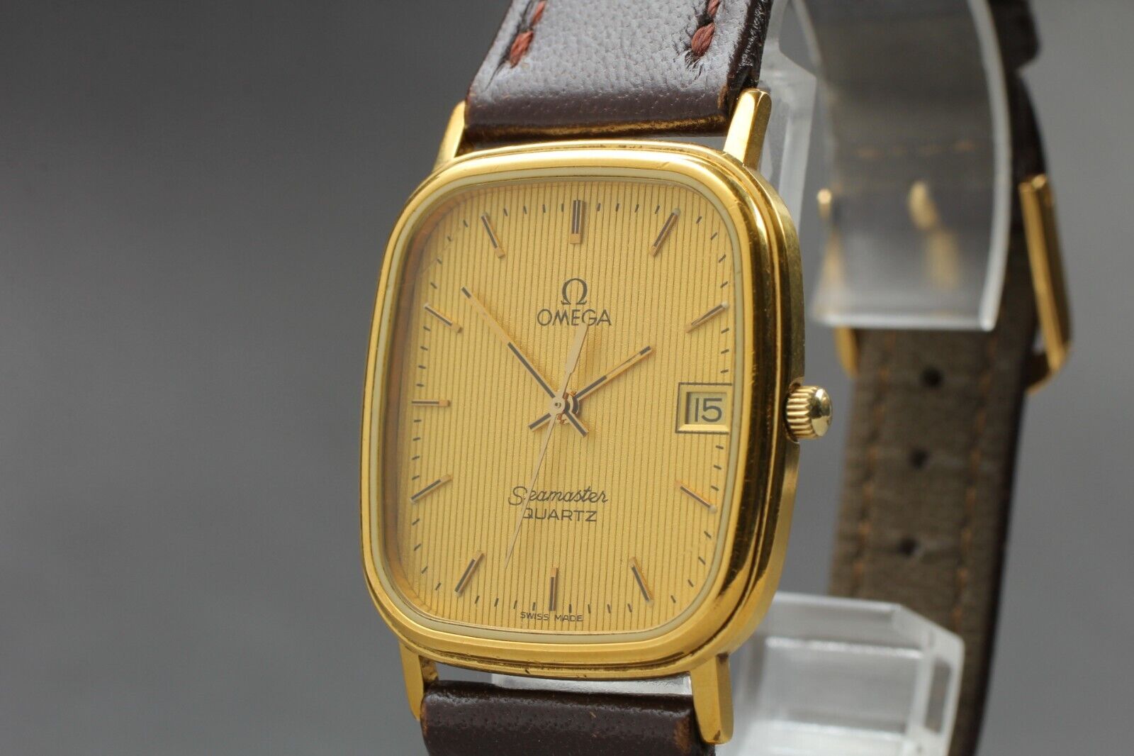 Exc+5】 Vintage Omega Seamaster 1430 Quartz Gold Square Women's