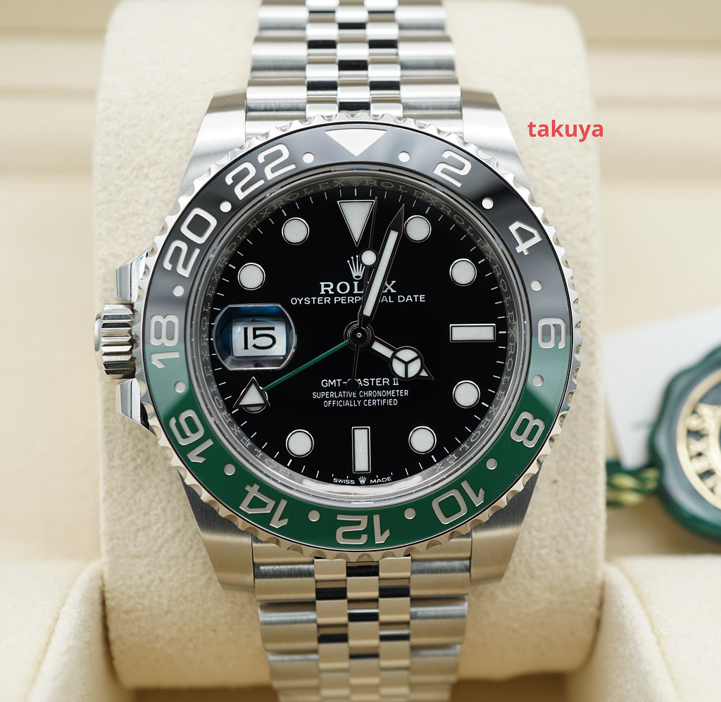 gmt master ii green and black