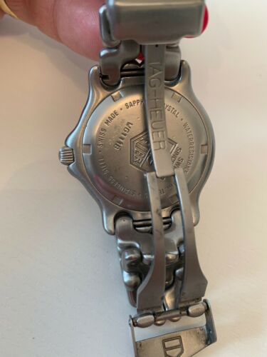 Tag Heuer Professional Quartz Men s Watch WG111B Steel silver case