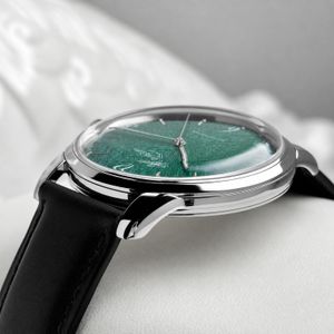 Victorinox 241514 Men Swiss Army Original Green Dial Green Nylon