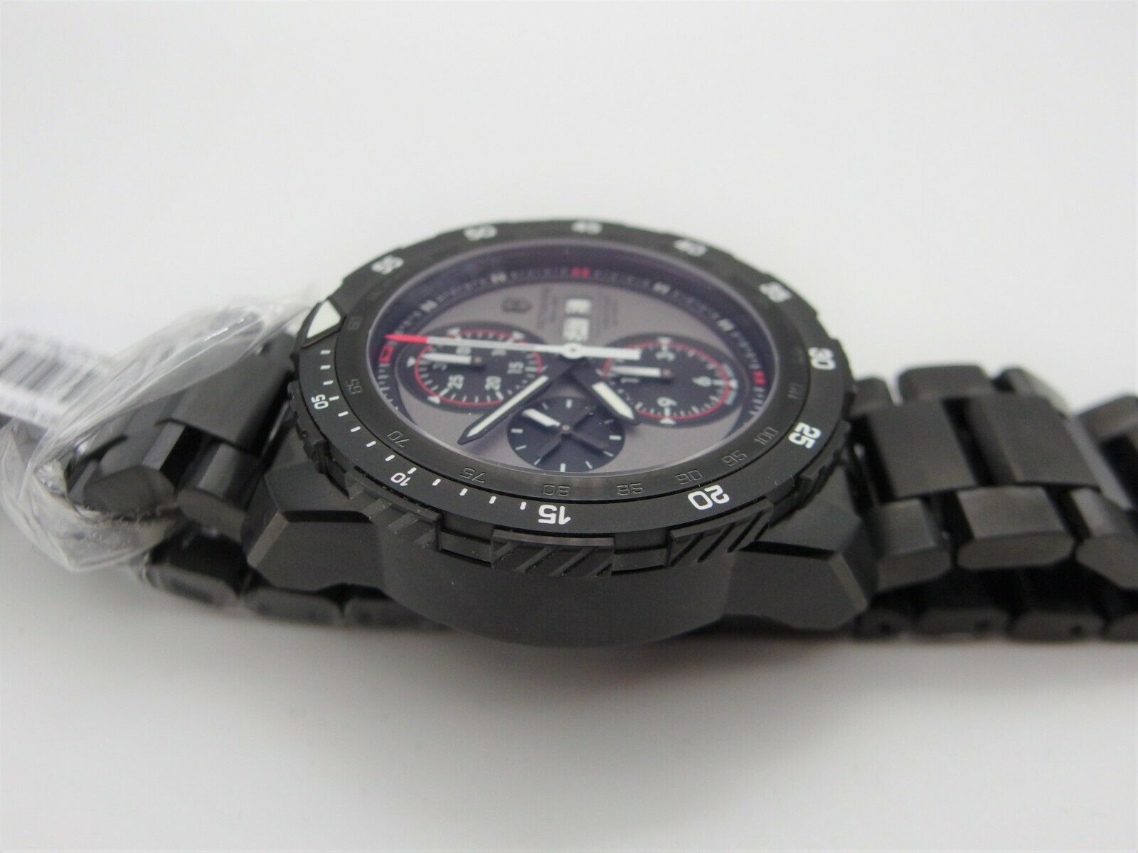 New Victorinox Swiss Army 241573 Alpnach Auto 7750 Chronograph PVD