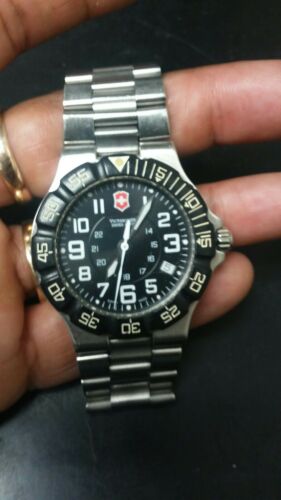時計 VICTORINOX / SWISS ARMY / 241344 Swiss Army Summit XLT Men's Watch Model: 241344