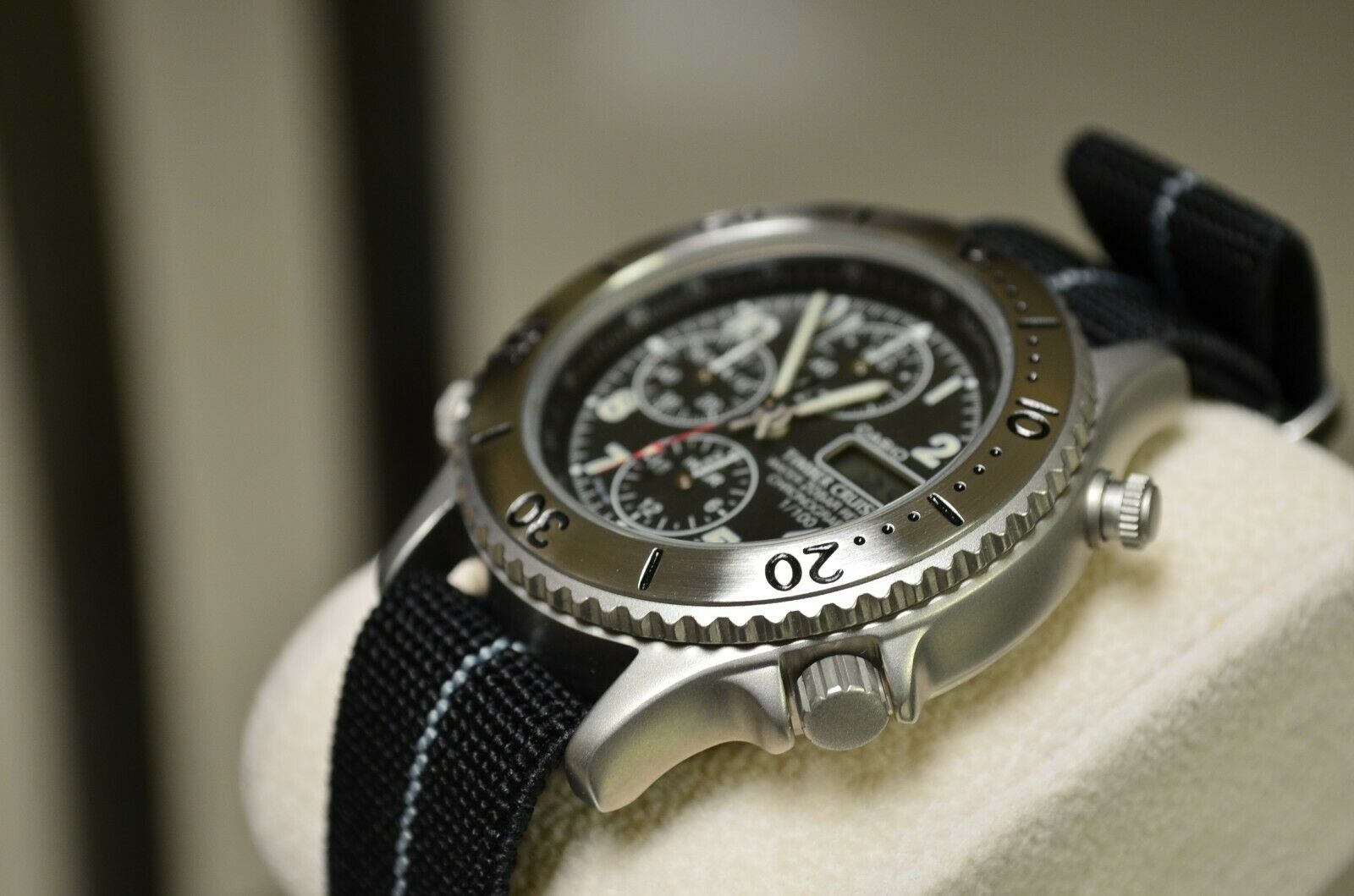 CASIO TIC-4 TIMBER CRUISER 1325 ILLUMINATOR DIVE WATCH 200M