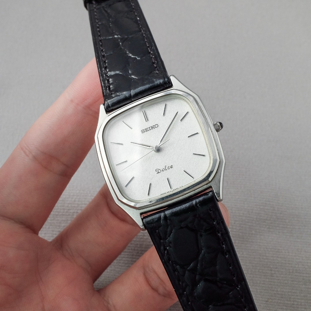Seiko HAQ Tactile Dial Dolce Vintage 5E31-5B10 from 1980 | WatchCharts