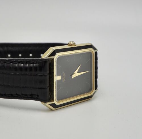 Vintage Seiko Quartz 'Tank' Black & Gold 6530-5589 Mens
