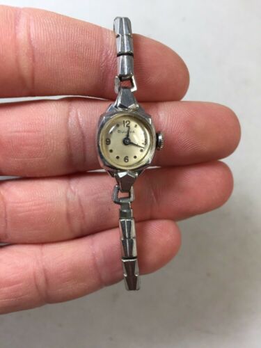 Bulova l9 ladies discount watch