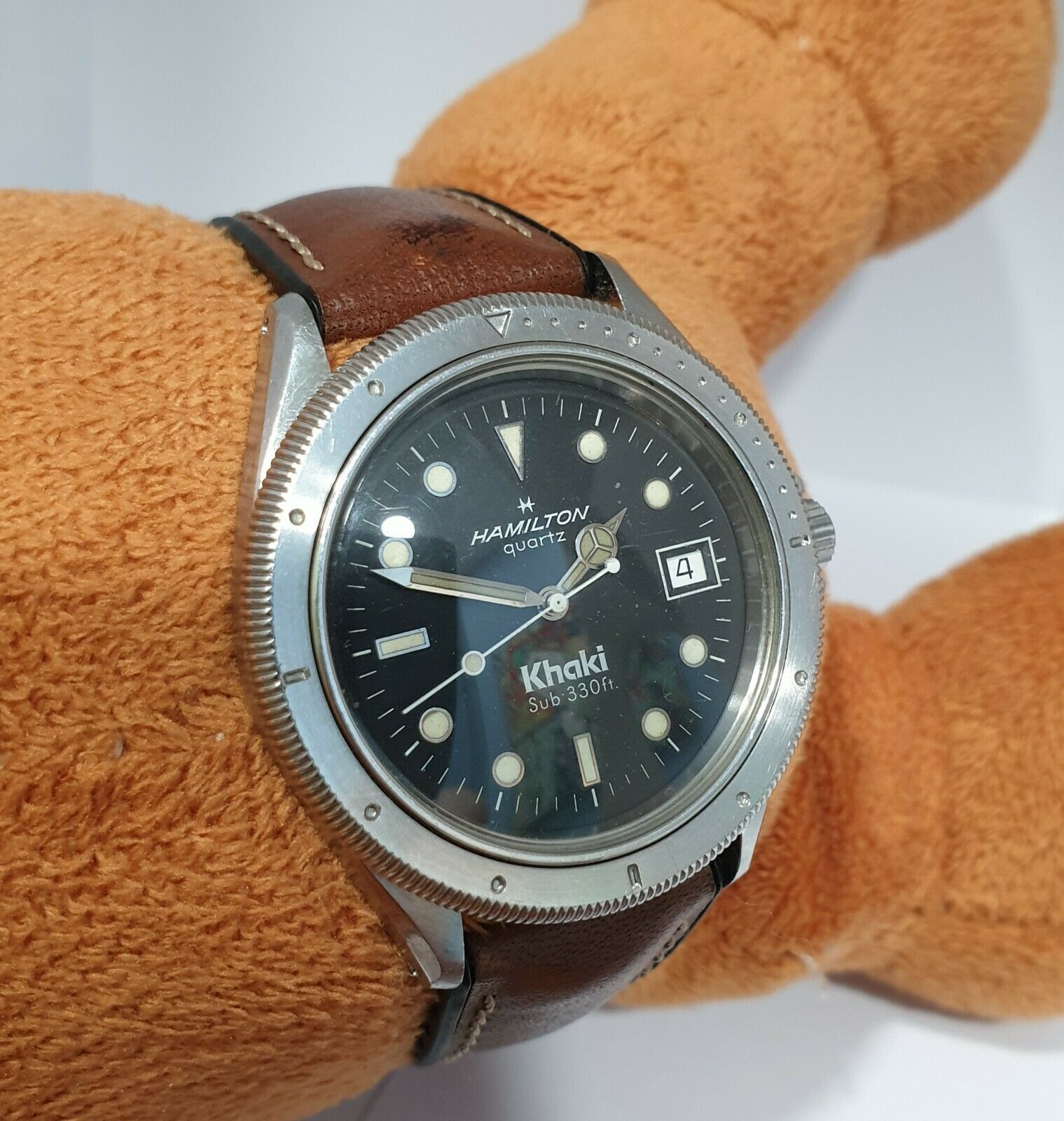 HAMILTON KHAKI NAVY DIVER SUB 33O ft REF 9443 QUARTZ MEN'S WATCH