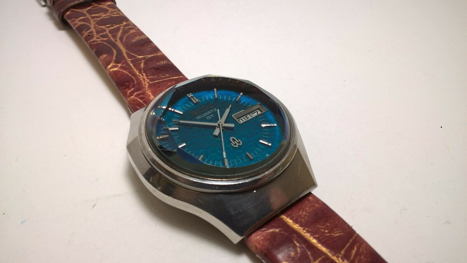 Very Rare Seiko QT 38QTW-104 Quartz 3803-7080 Faceted
