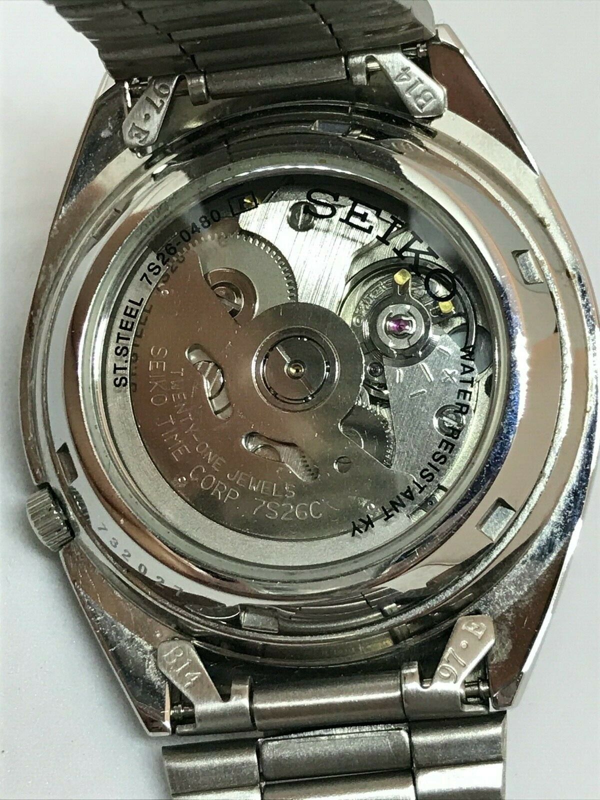 Gents Seiko 5 Automatic 21 Jewels model 7526 0364 R 2 in