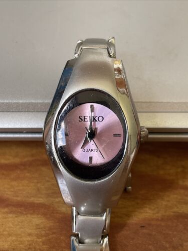 Vintage SEIKO Quartz Pink Dial Ladies Watch - 9N 302 3763 RO Japan