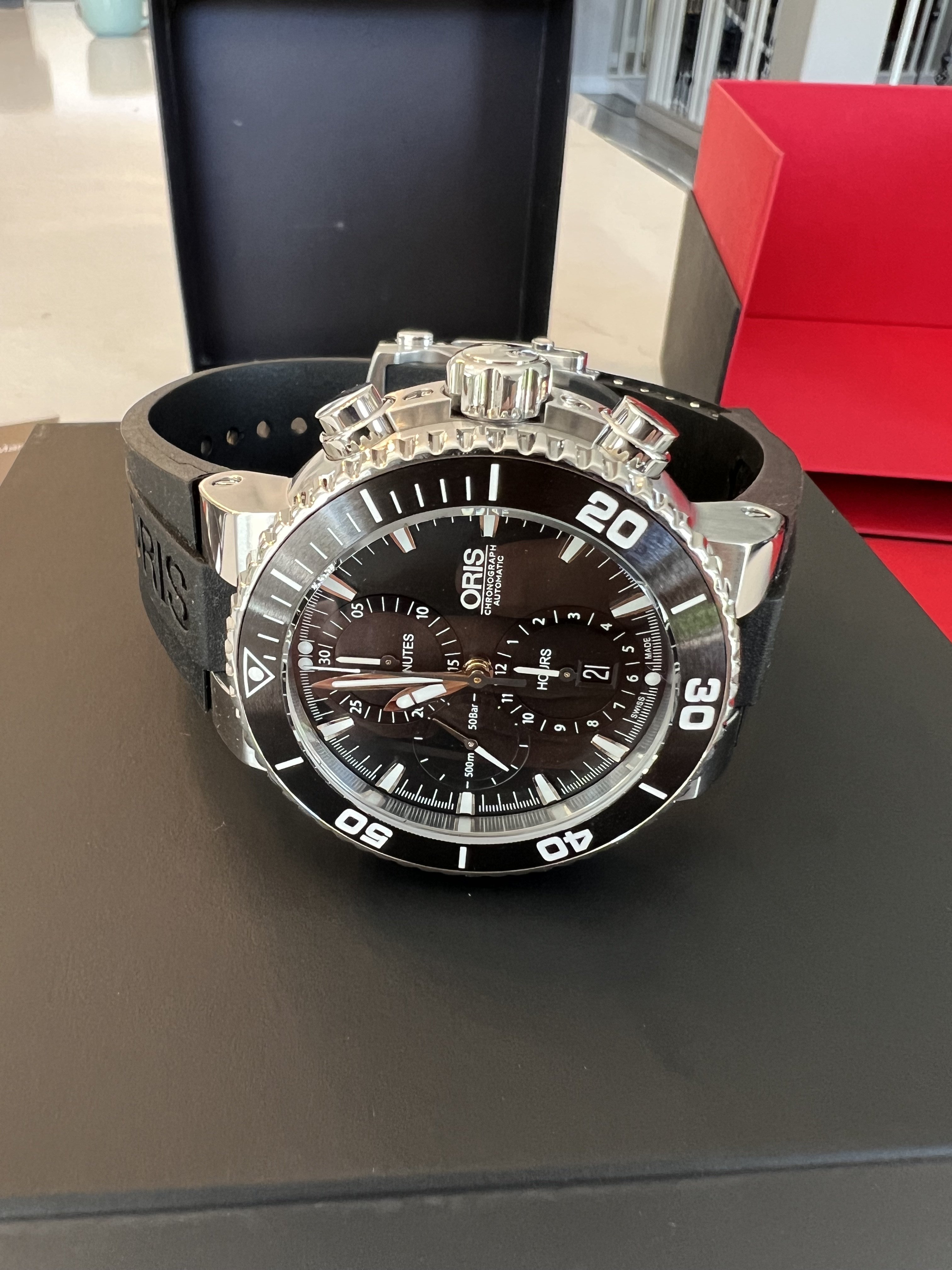 1 800 USD ORIS AQUIS CHRONOGRAPH Model 77476554154RS on Rubber