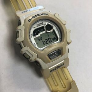G-SHOCK Triple Crown of Surfing ハワイ 