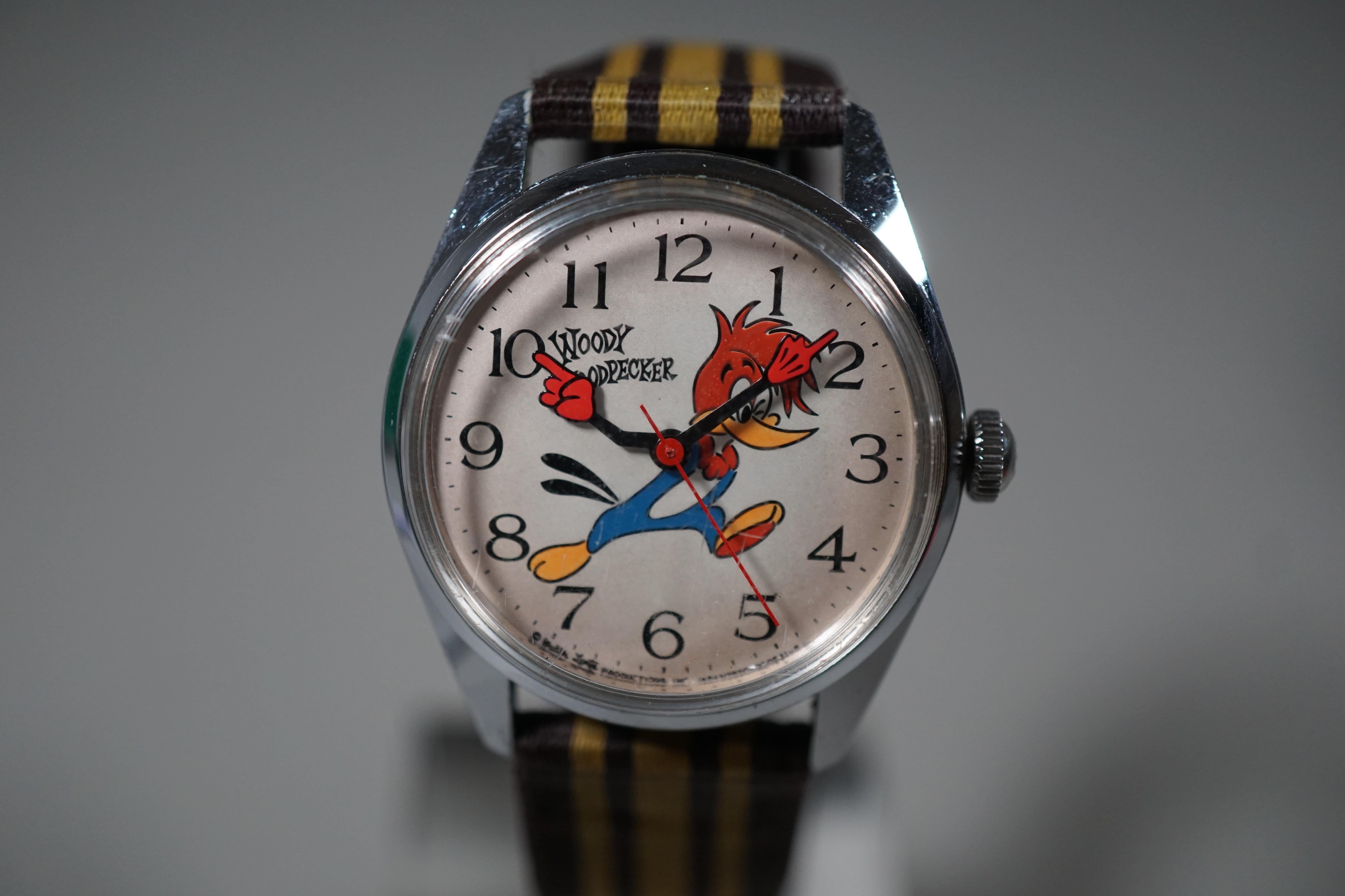 WTS] Vintage Citizen 4-200161E Woody Woodpecker Mechanical 