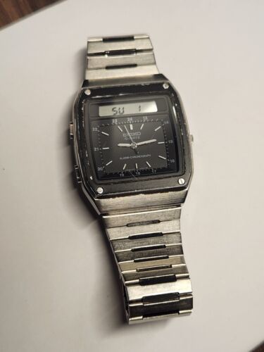 Vintage Seiko H357 5049 LCD James Bond For Your Eyes Only Watch