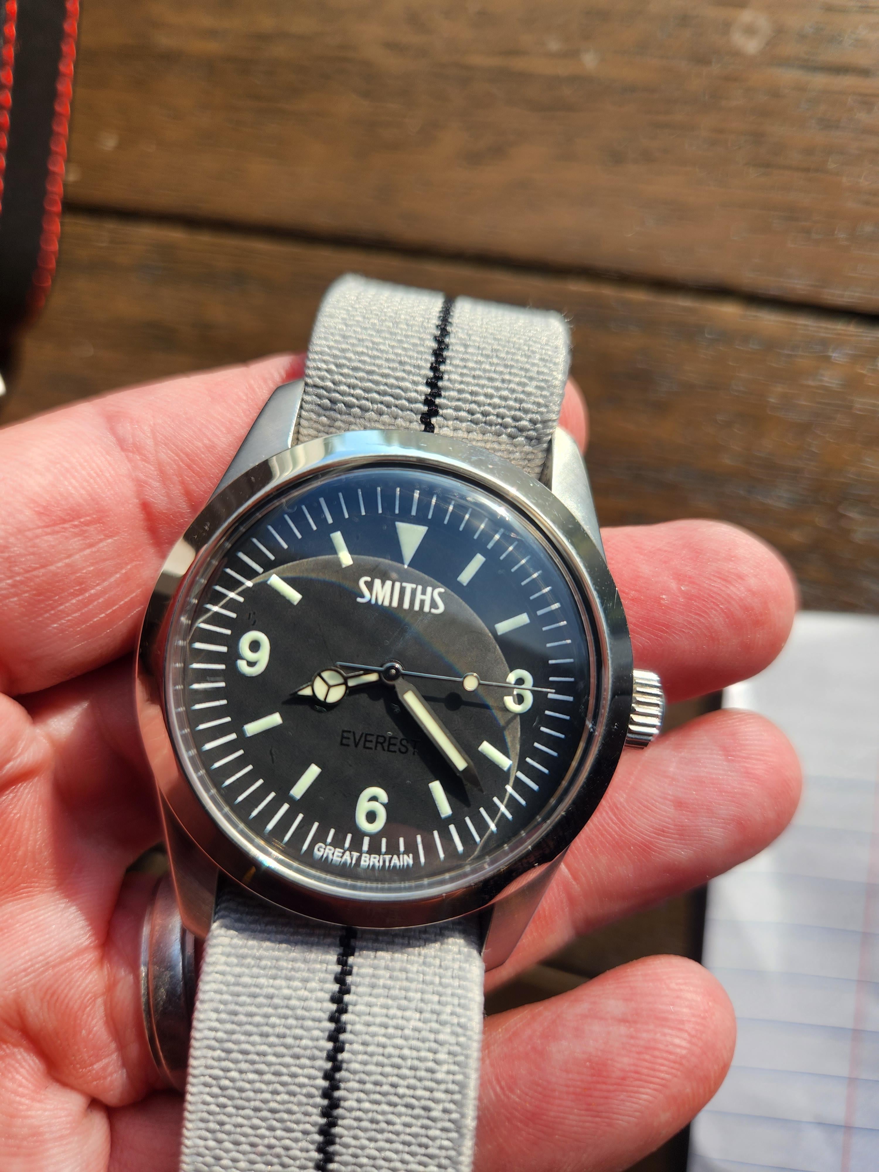 Everest discount nato strap