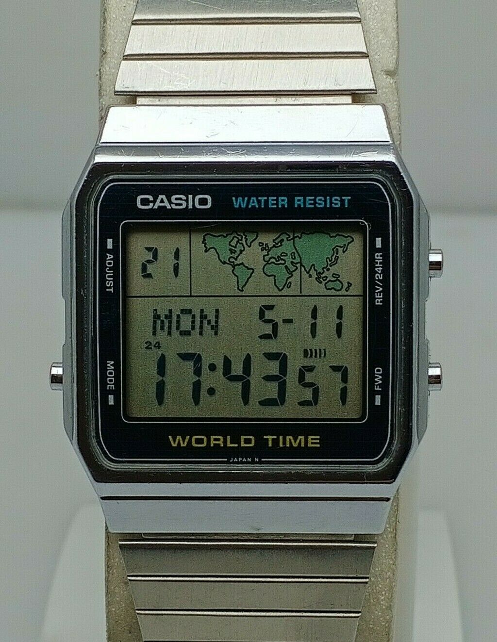 Casio A300U World Time Module.643 Digital Alarm Quartz Vintage Men's Watch