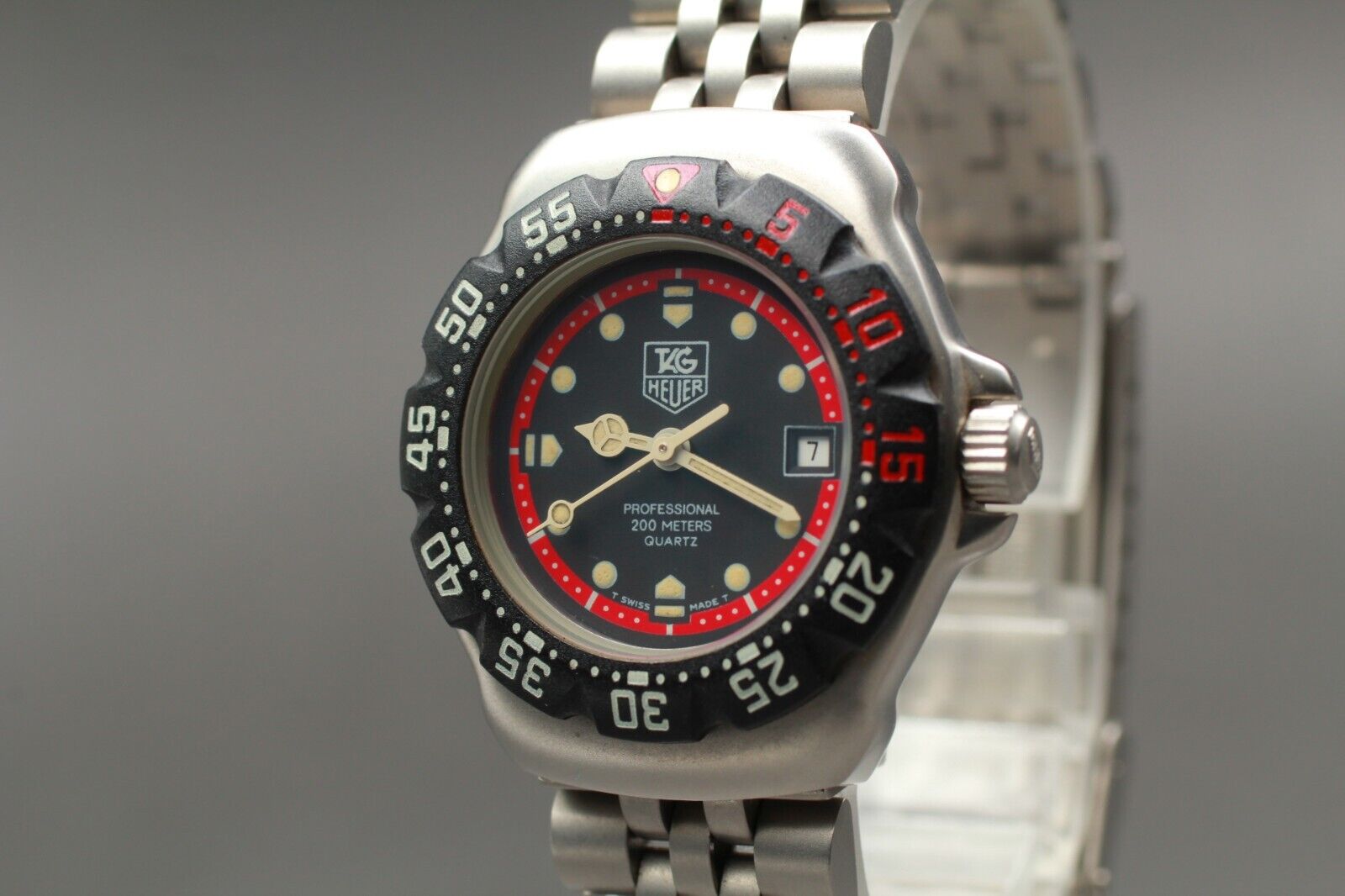 Tag heuer formula on sale 1 professional 200 meters