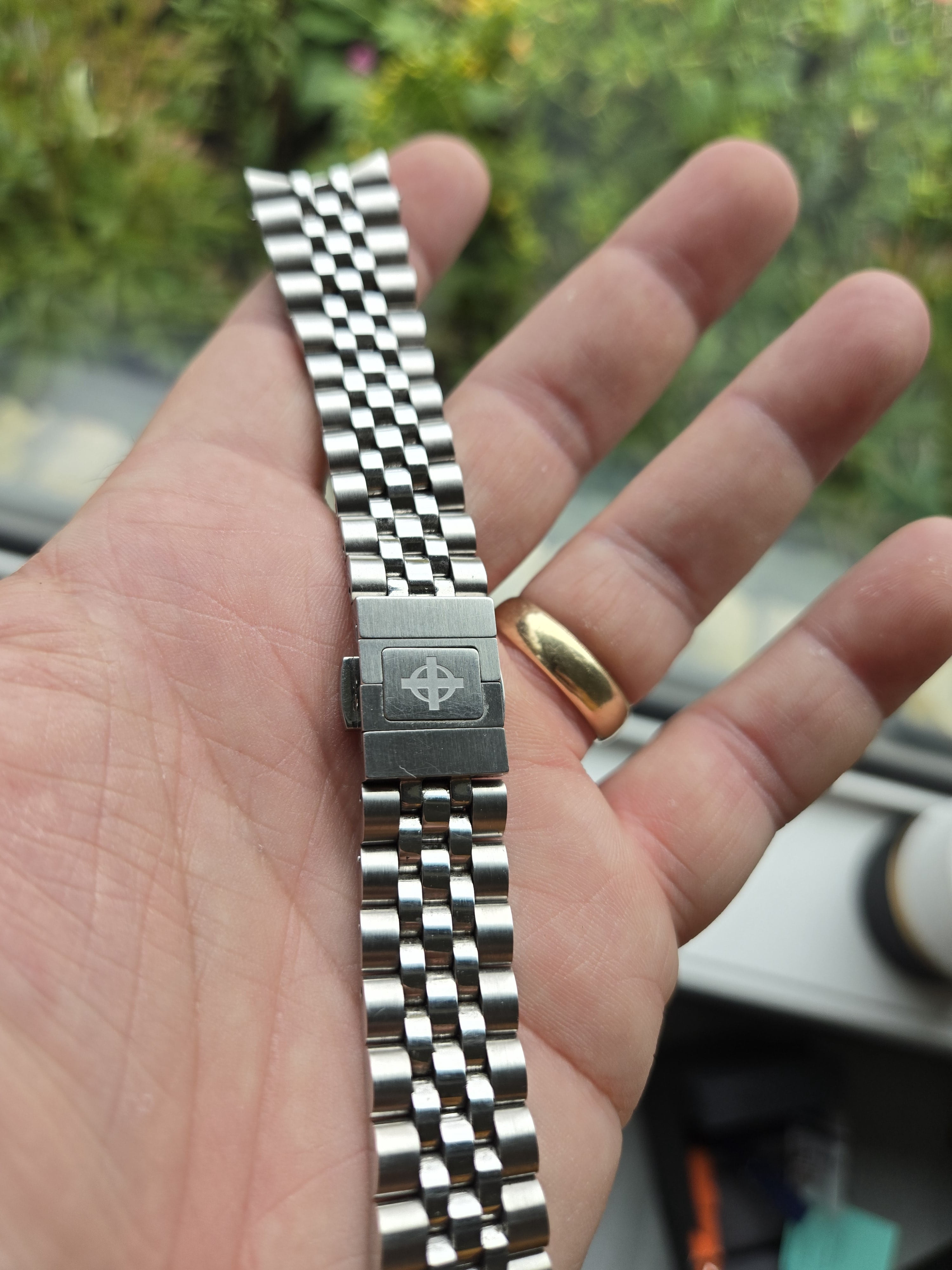 WTS] ZODIAC SUPER SEAWOLF Z09266 + EXTRAS | WatchCharts Marketplace