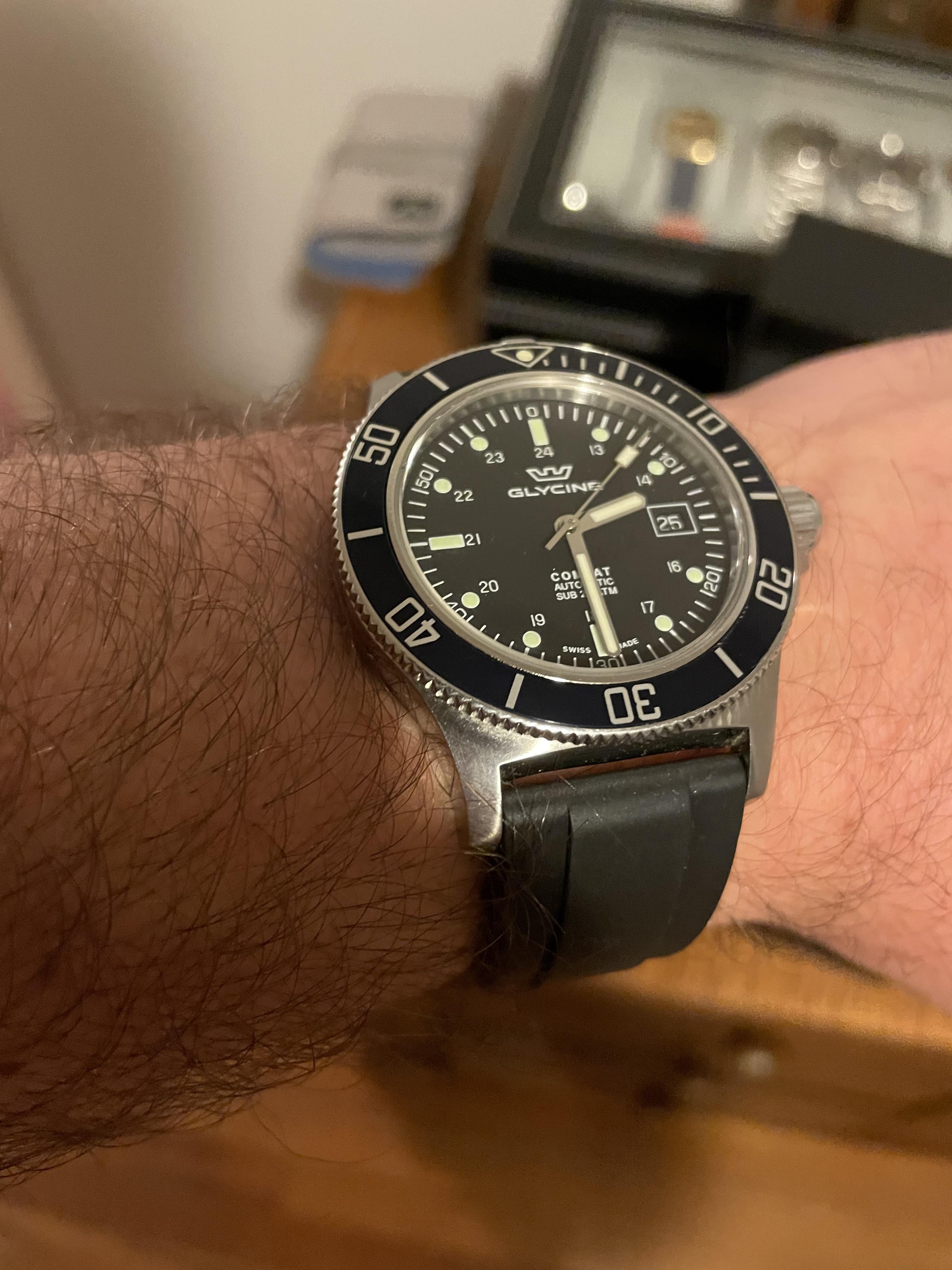 WTS WTT Glycine Combat Sub 42 GL0094 WatchCharts Marketplace