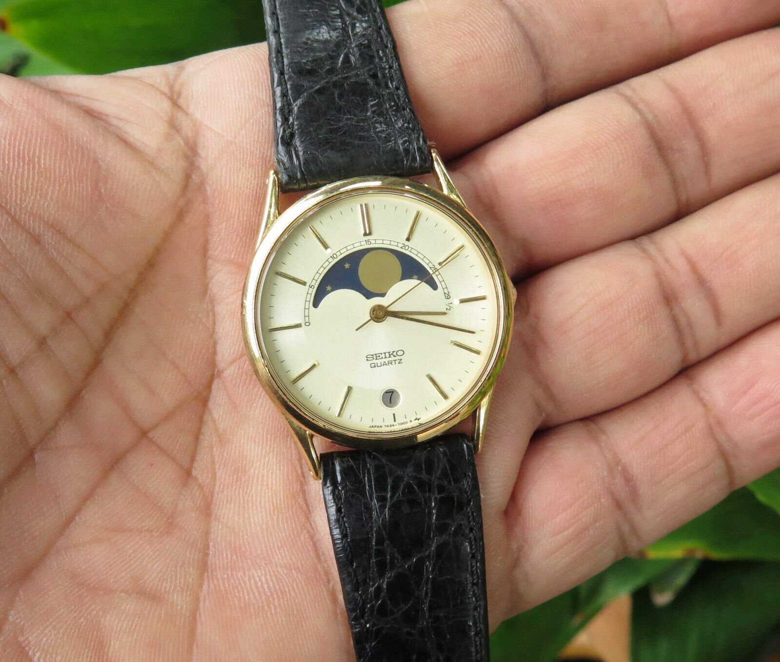 Vintage SEIKO 7434-7008 Moon Phase Quartz Watch Mid Size