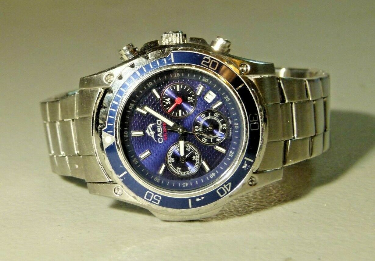 casio diver chronograph watch