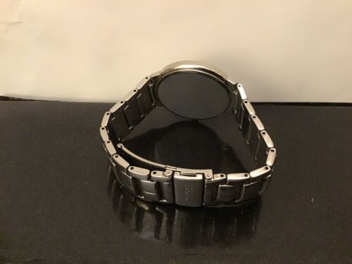 Seiko Date Mens Watch 7N39-OBB0 Sapphire Crystal Spairs Or Seiko Date Mens Watch 7N39-OBB0 Sapphire Crystal Spairs Or