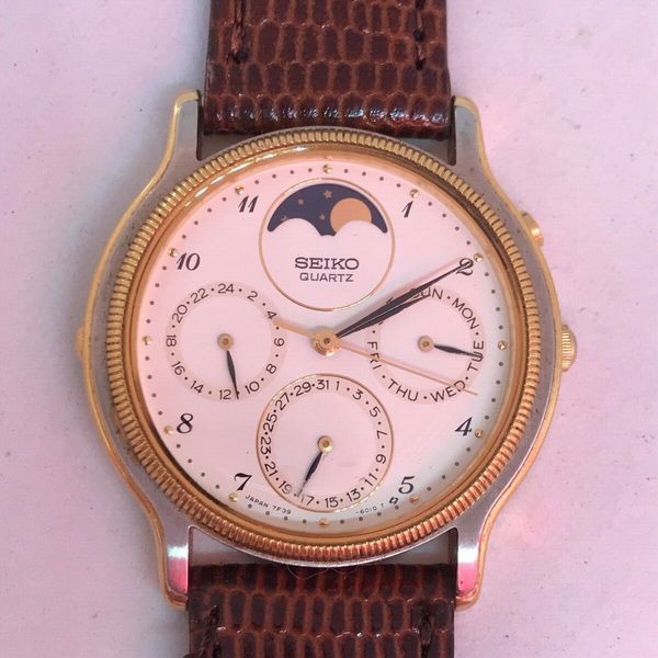 Seiko moon phase watch, ver good condition, original seiko band. WatchCharts
