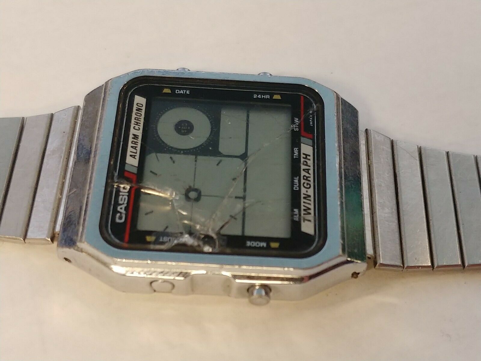 CASIO ツイングラフ AE-200 アラームクロノデジアナアナデジ【難あり】 CASIO ツイングラフ AE-200 アラームクロノデジアナアナデジ【難