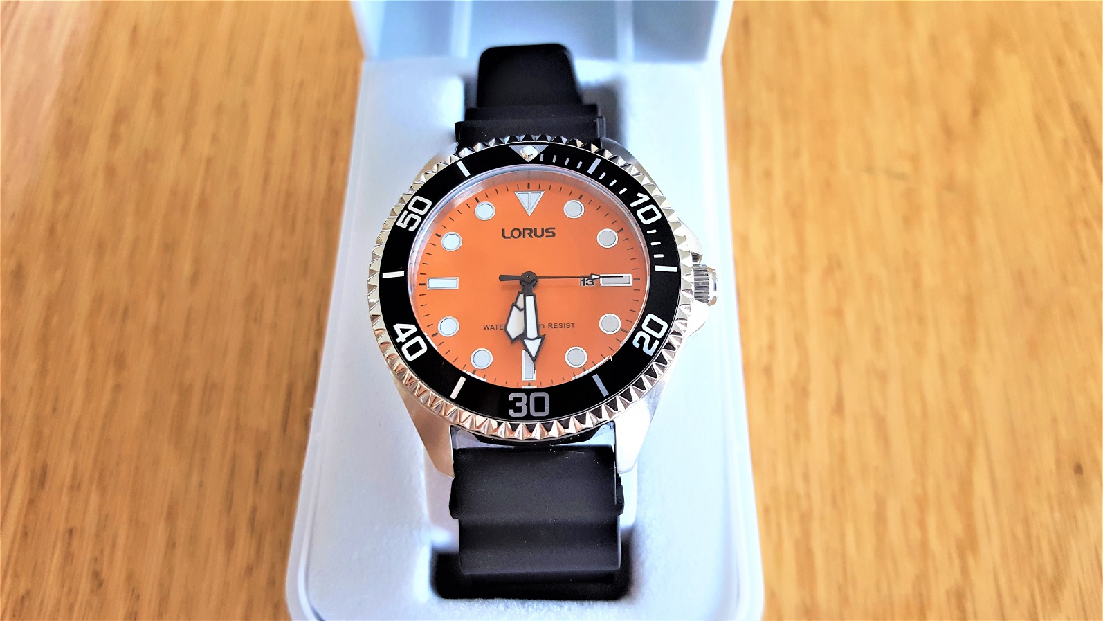 FS Lorus mid size orange dial quartz 100m dive watch WatchCharts Marketplace