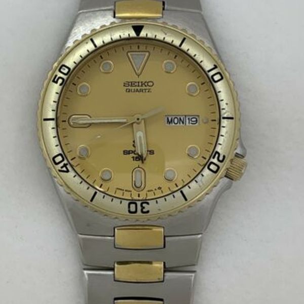 Seiko Sports 150 Quartz 5G238020 Day & Date Two Tone Men's Wrist Watch