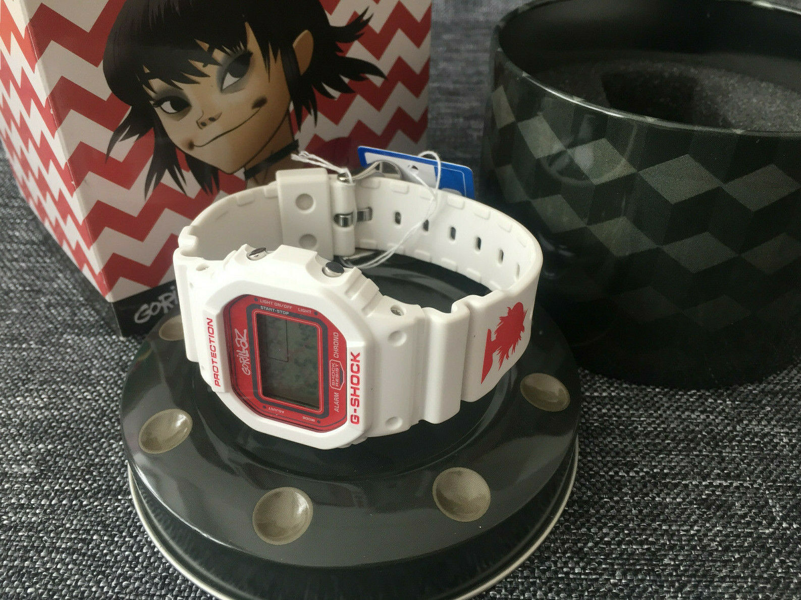 CASIO G SHOCK DW-5600GRLZN-7 LIMITED EDITION GORILLAZ NOODLE