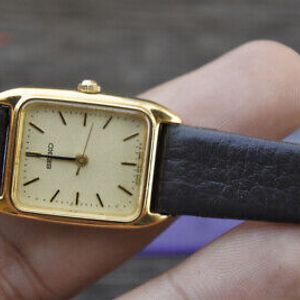 Vintage Seiko Gold Plated 2P21 5D90 Lady Quartz Watch Japan Square