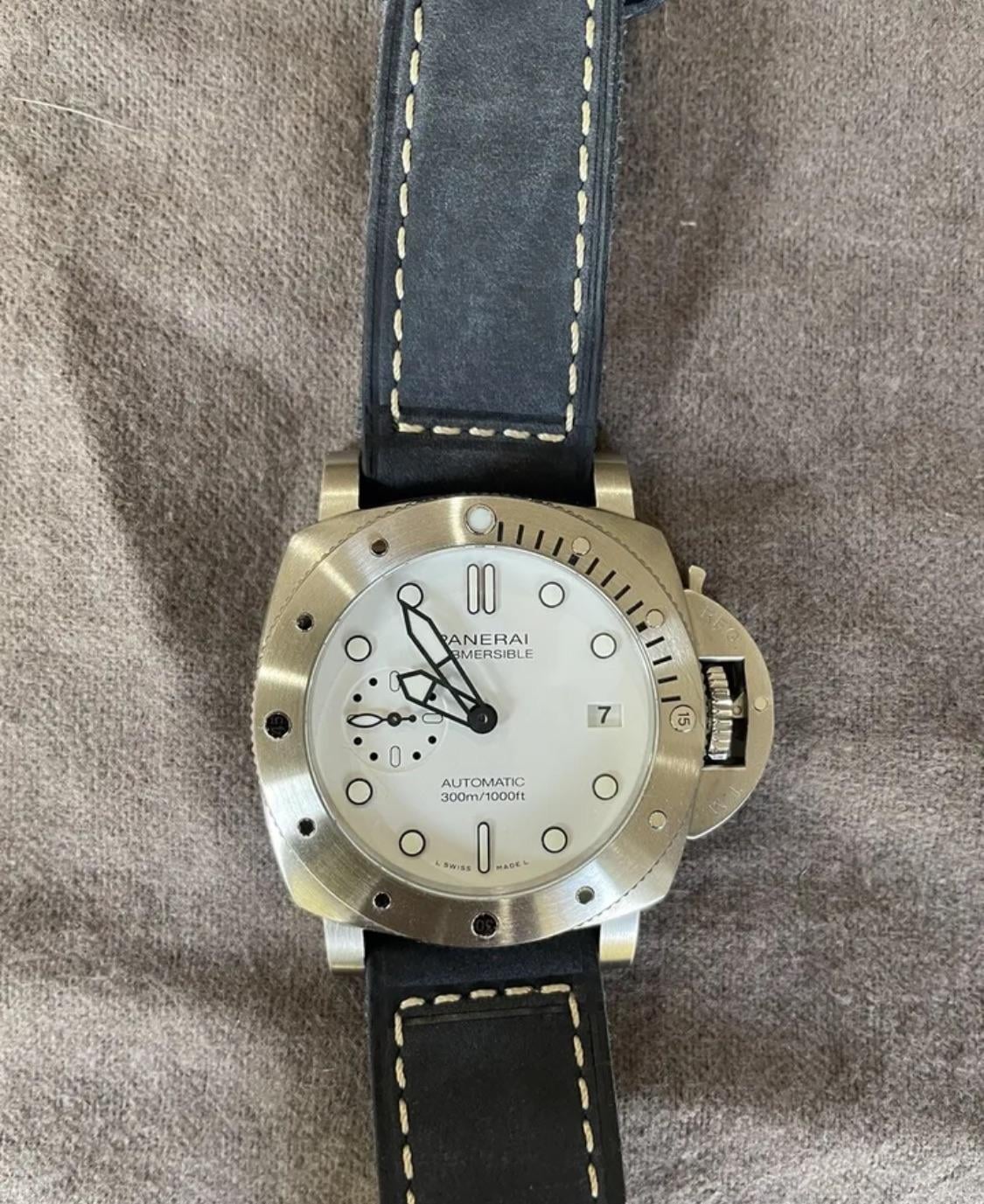 WTS WTT Panerai Submersible Bianco 42 PAM 01223 WatchCharts