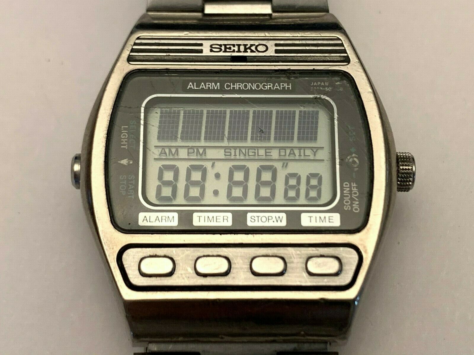 Vintage 1981 Seiko D229-5010 LCD Digital Watch - Case