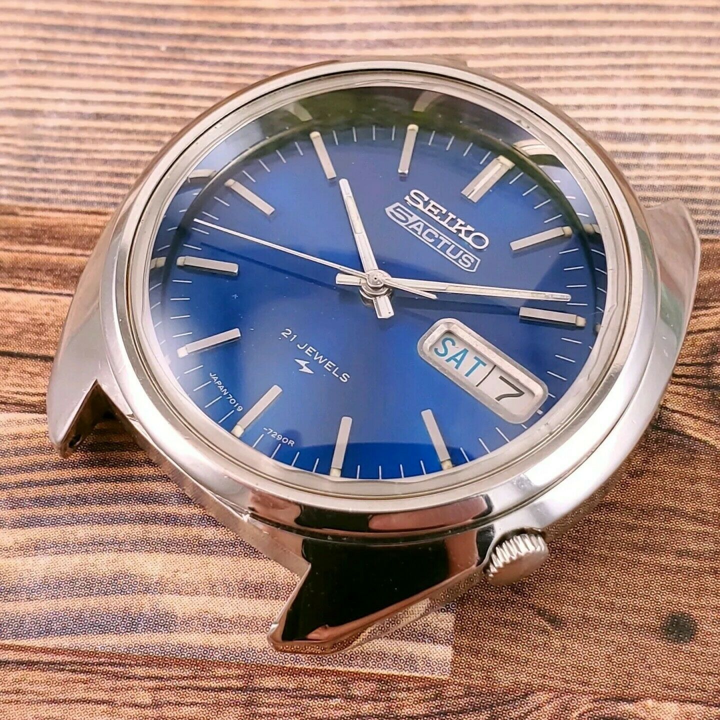 Vintage Seiko 5 Actus. 21 Jewels. Blue Dial. 7019-7210