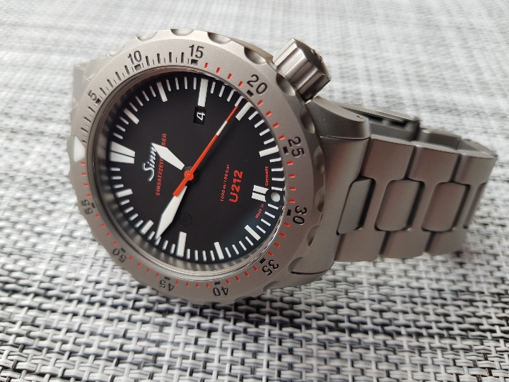 Sinn u2 for online sale